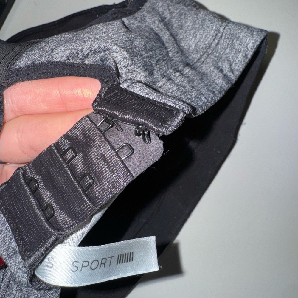 Victoria's Secret Gray Sports Bra - Picture 6 of 6